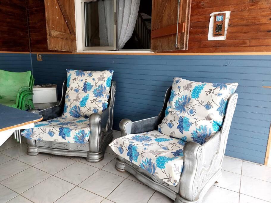La Petite Maison, Spacieuse, Avec Jardin / Parking Sainte-Rose Extérieur photo
