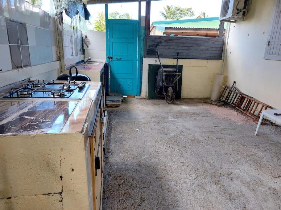 La Petite Maison, Spacieuse, Avec Jardin / Parking Sainte-Rose Extérieur photo